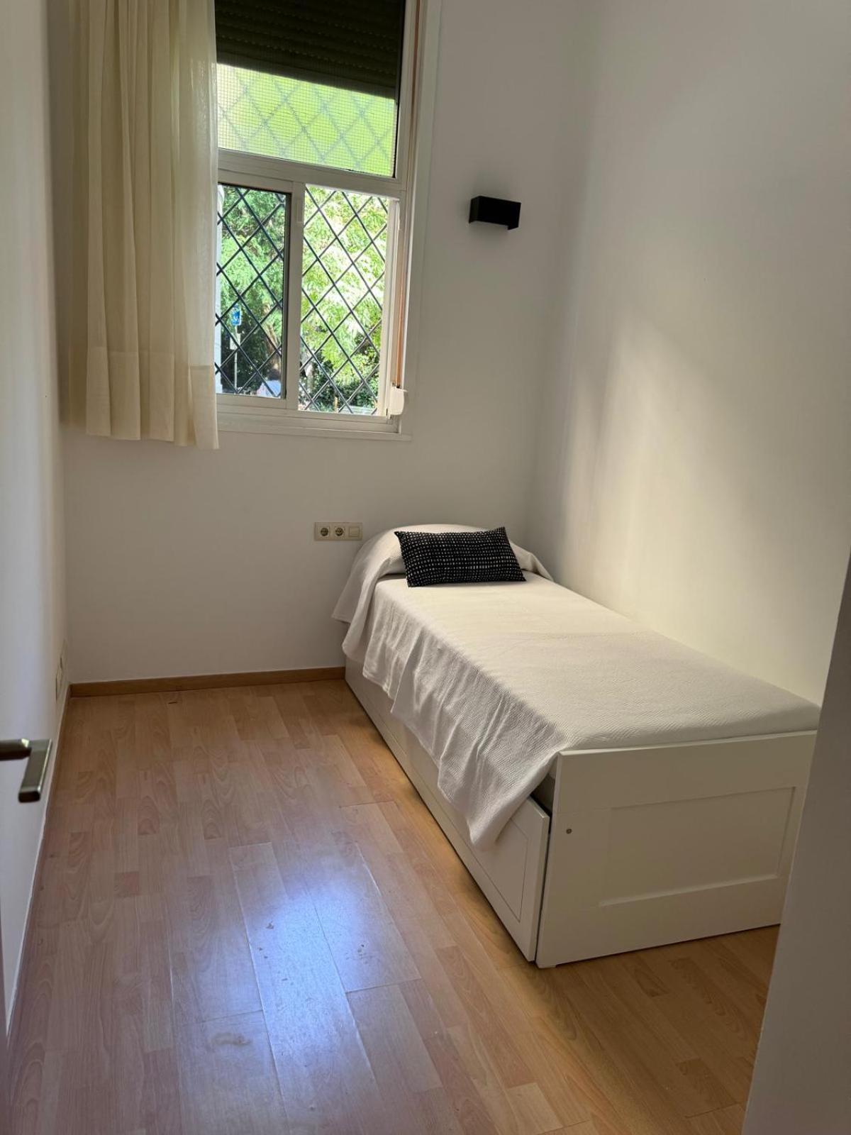 Pamis Apartament Sants, Barcelona Exterior foto